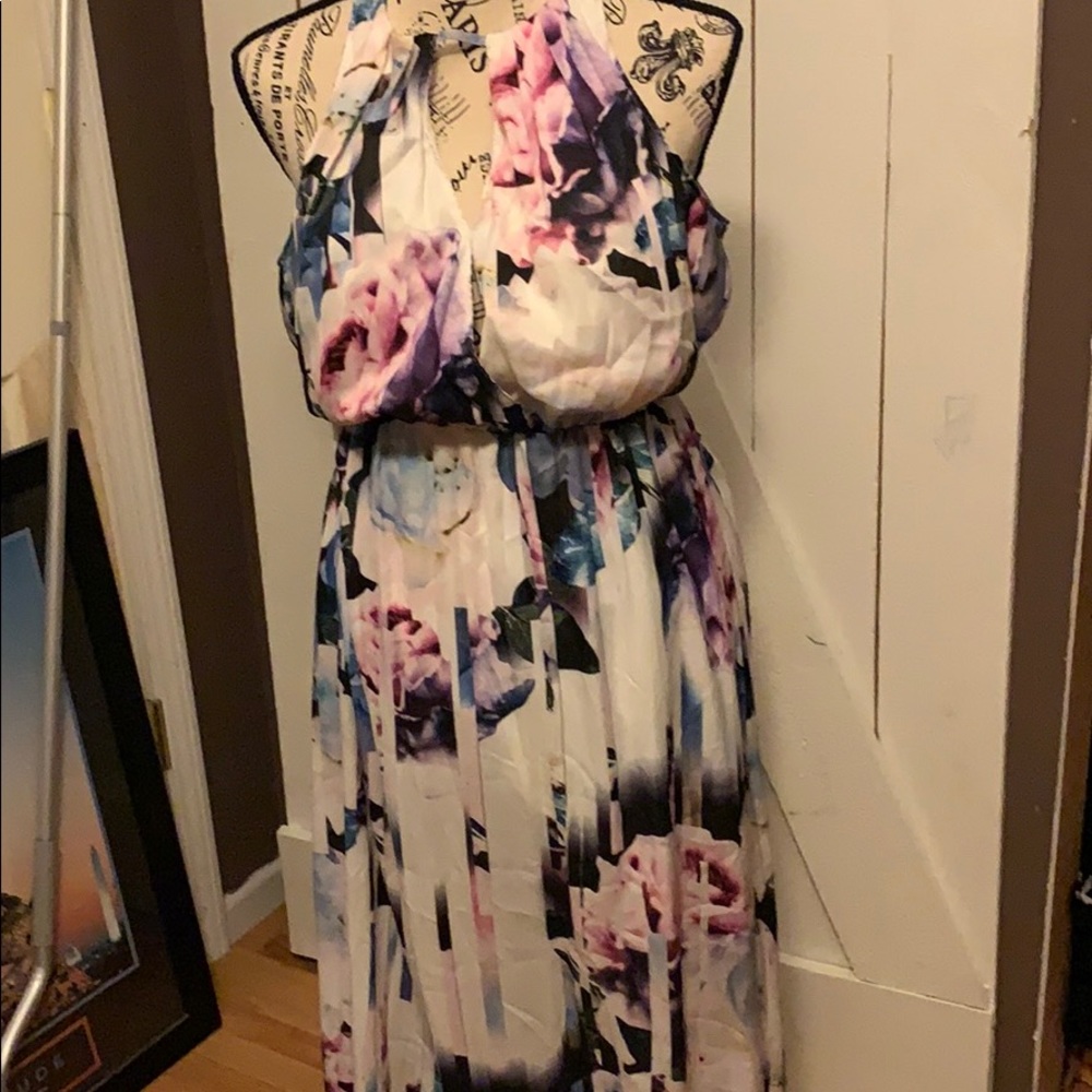 Jennifer Lopez multi color dress size medium
